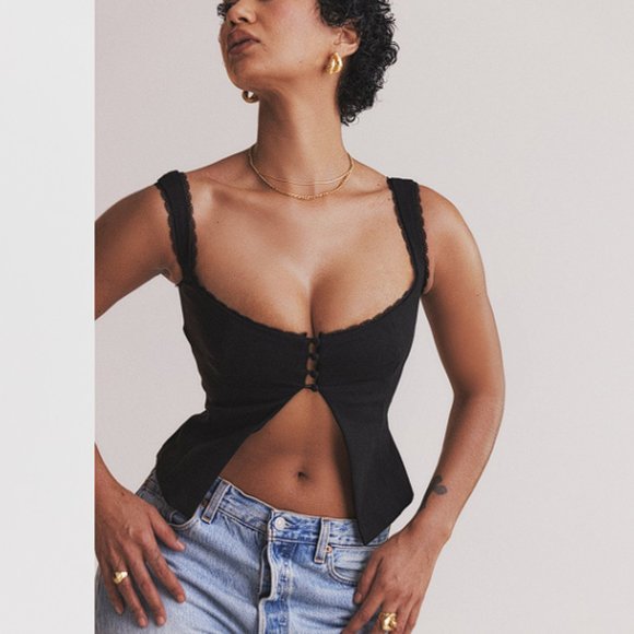 House of CB 'Noura' Black Lace Trim Top NWOT - Picture 4 of 9